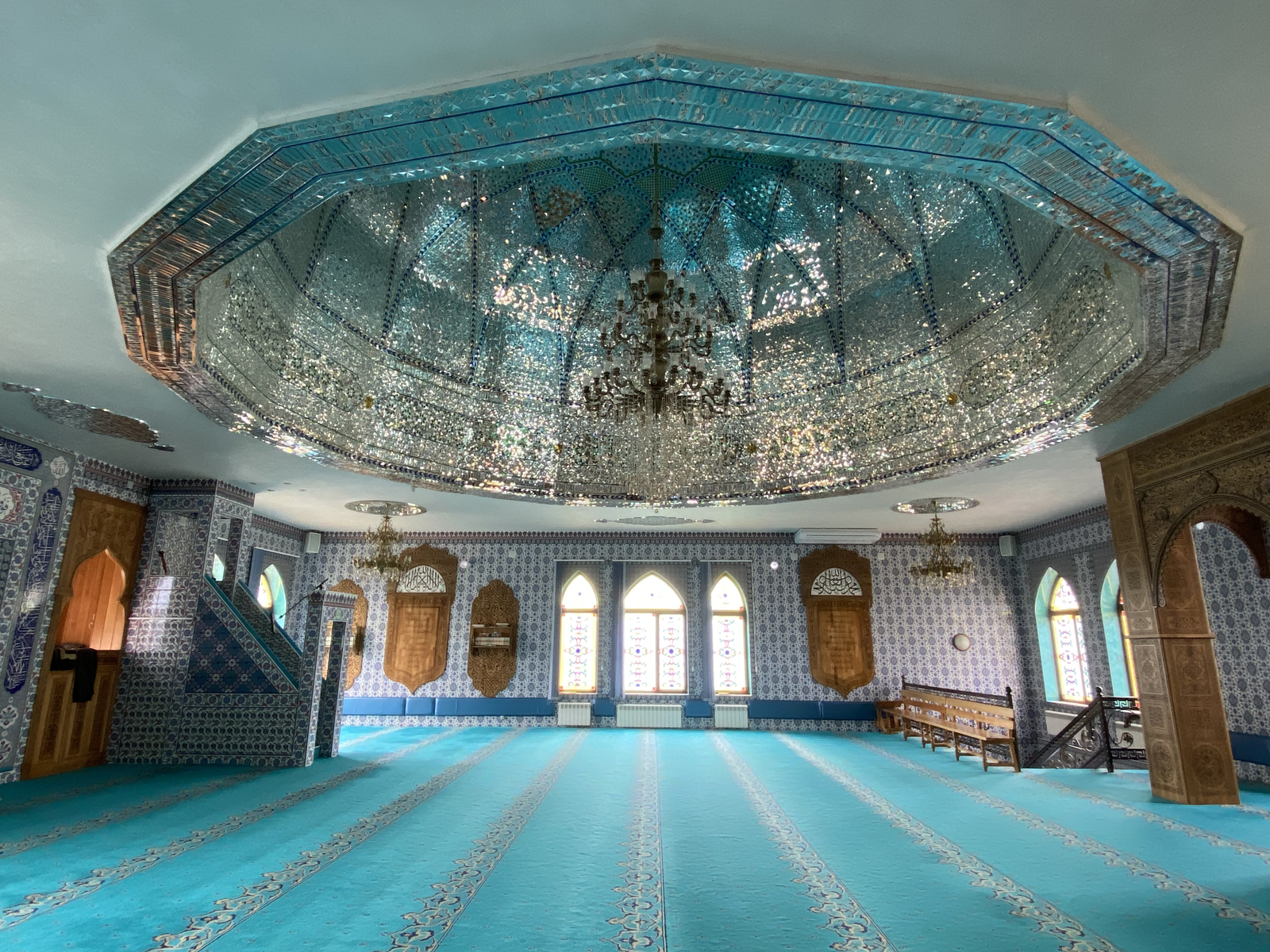 Бу дөнья белән генә түгел