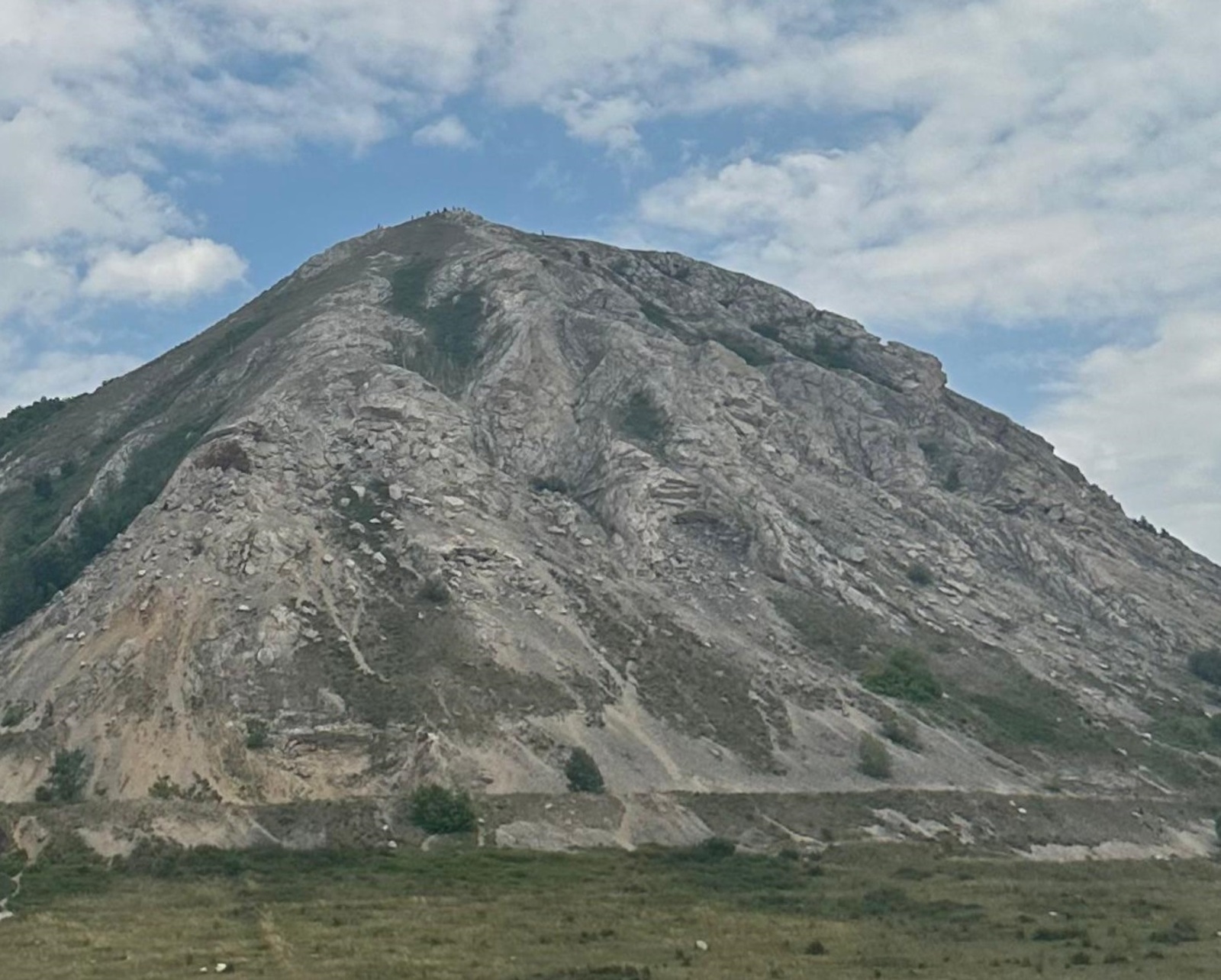 Әмир ӘМИНЕВ. Бер көймәдә... Повесть (1)