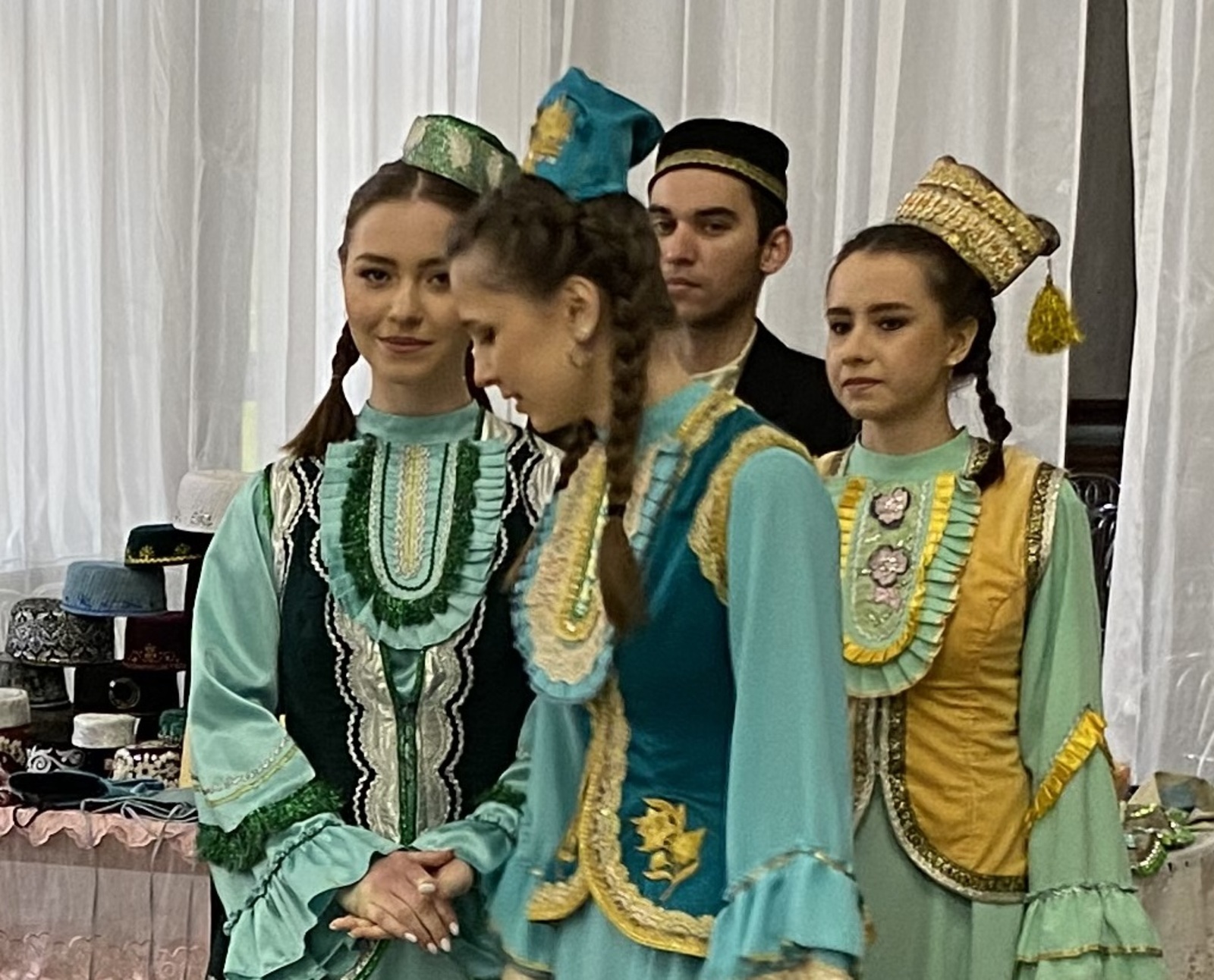 Инсур МӨСӘННИФ. Кызлар, сак булыгыз!