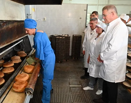 Төбәк Башлыгы Кырмыскалы икмәк комбинатында булды