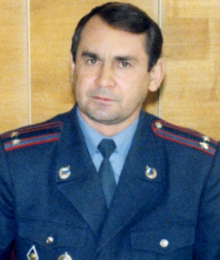 Венер ФӘТТАХ. Кара төс