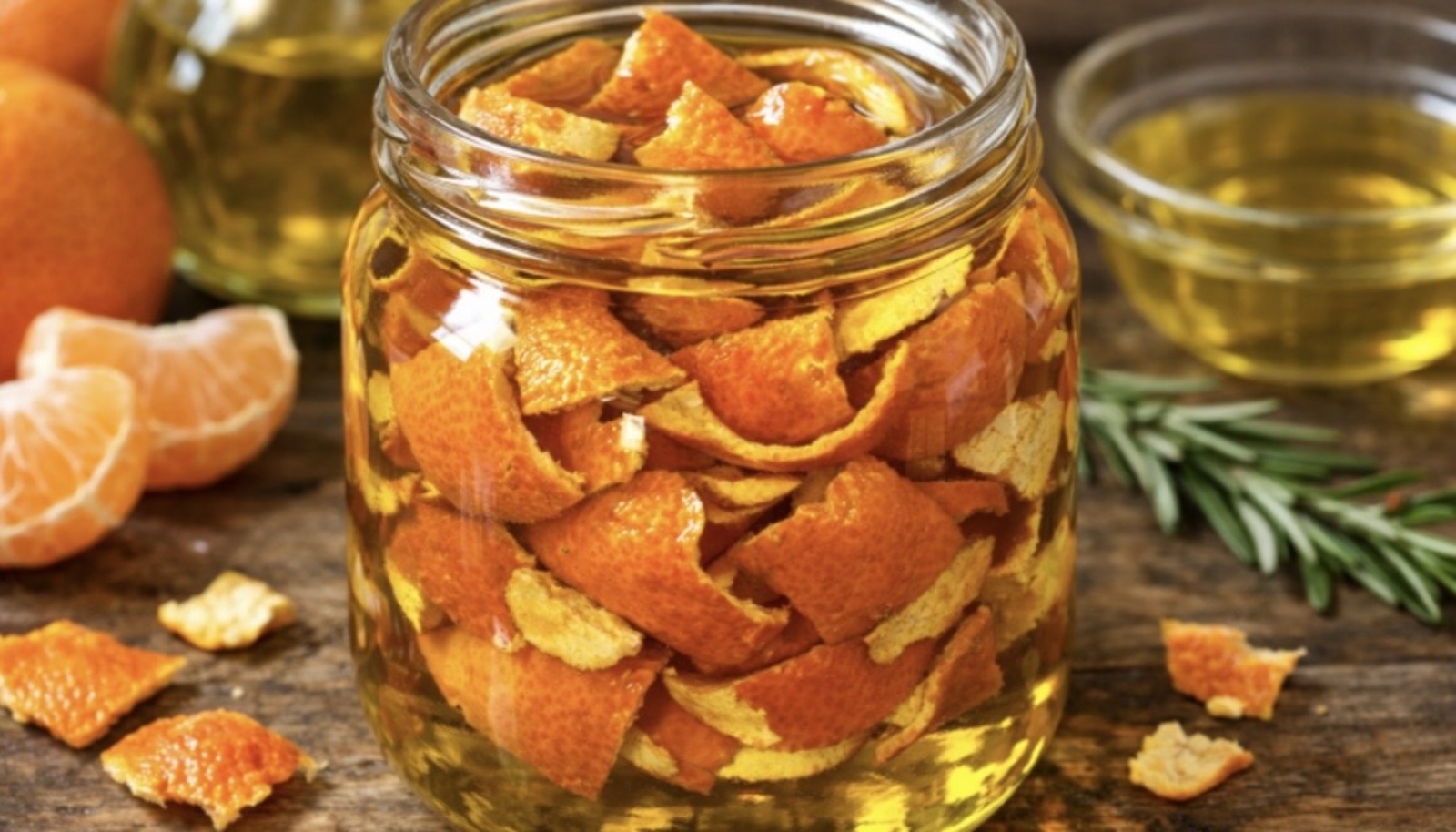 Мандарин кабыгын ни өчен ташларга ярамый?