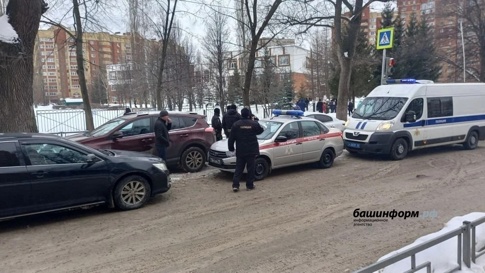 Уфа гимназиясендәге атыш: зыян күрүчеләр юк